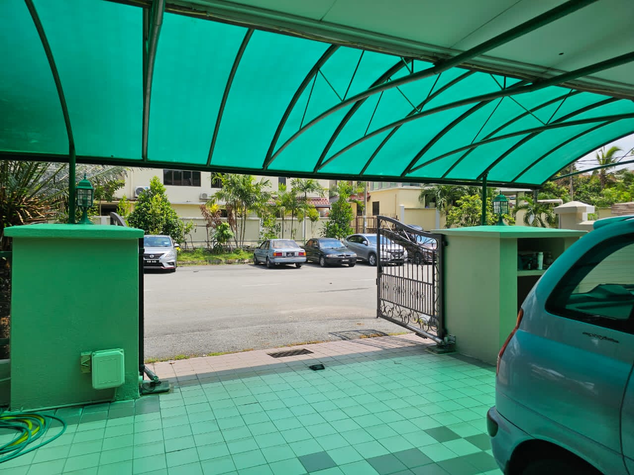Landed House For Sale At Taman Setia 2 Seri Kembangan Selangor - Main View