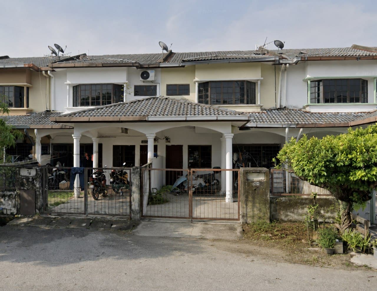 2-Storey Terrace House For Sale At Taman Bayu Perdana Klang Selangor - Image 1