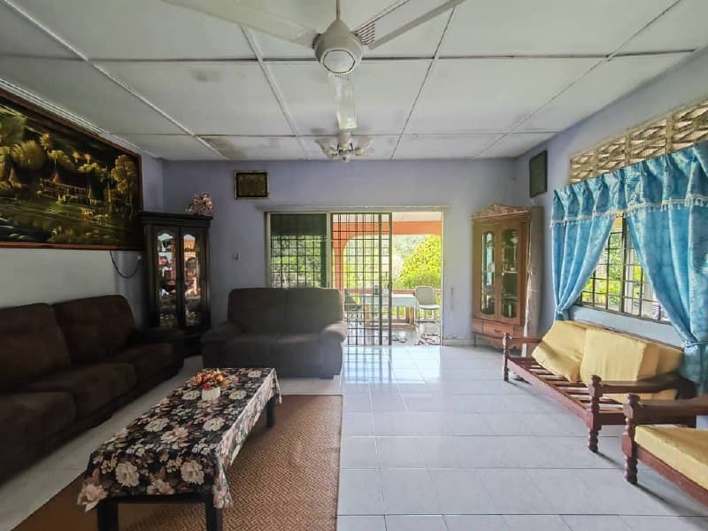Land With House For Sale At Kampung Kemansah Hulu Klang Ampang Selangor - Image 3