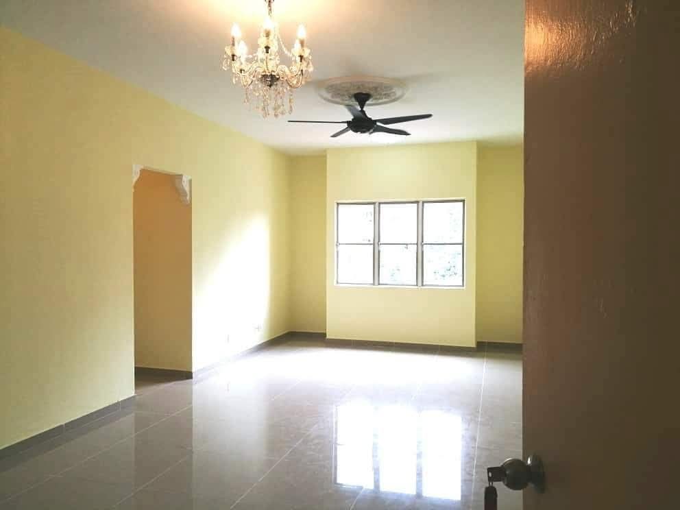 Apartment For Sale At Pangsapuri Flora 2 Seksyen U5 Shah Alam Selangor - Image 1
