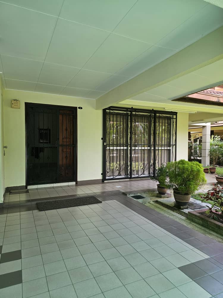 Landed House For Sale At Taman Setia 2 Seri Kembangan Selangor - Image 3