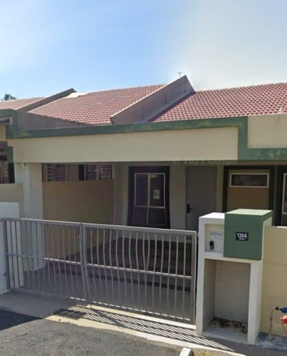 Single Storey Terrace House (Intermediate Unit) in Lukut - Main View