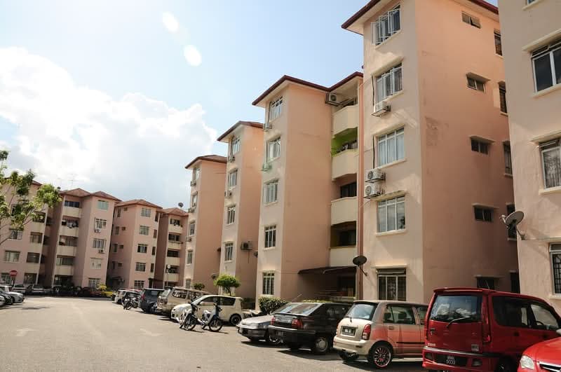 Apartment For Sale At Sri Raya Apartment Ukay Perdana Selangor - Main View