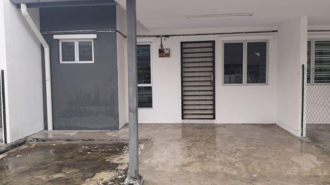 Landed House For Sale At Taman Pengkalan Prisma Batu Gajah Perak - Image 2