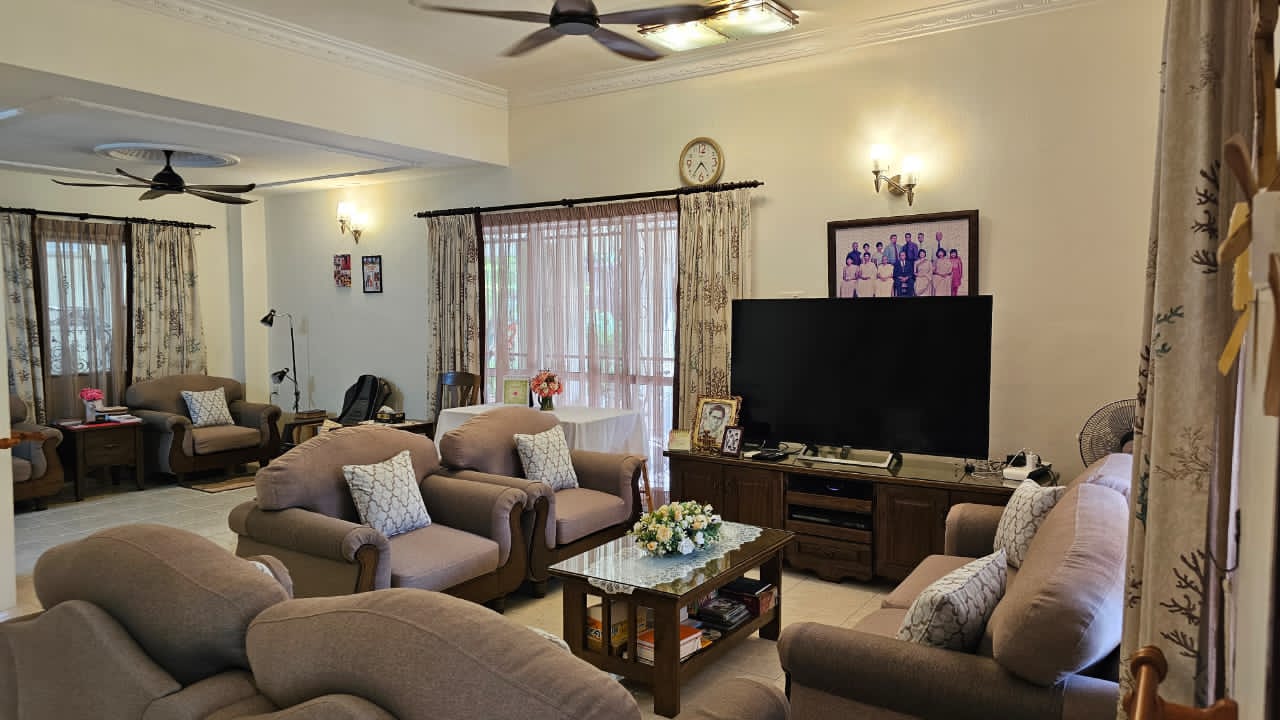 Landed House For Sale At Taman Setia 2 Seri Kembangan Selangor - Image 4