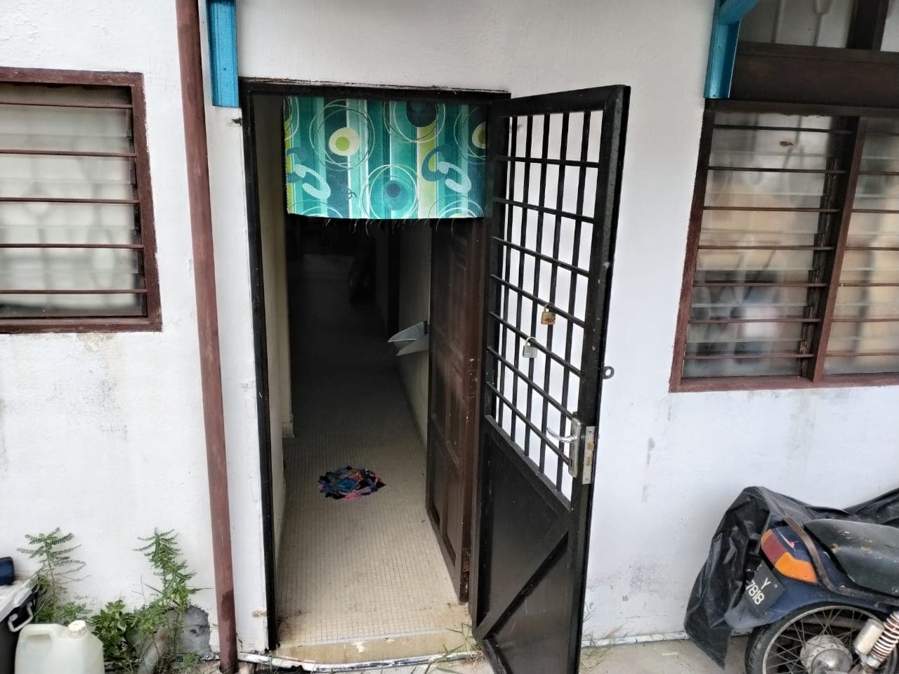 Single Storey End Lot Terrace House For Sale At Taman Maju Jasin Melaka - Main View