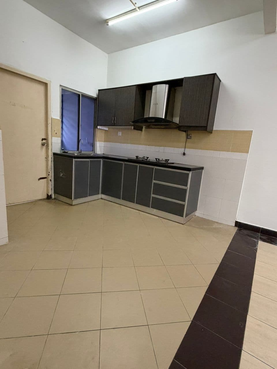 Double Storey Intermediate Terrace House For Sale At Kota Puteri Rawang Selangor - Image 5