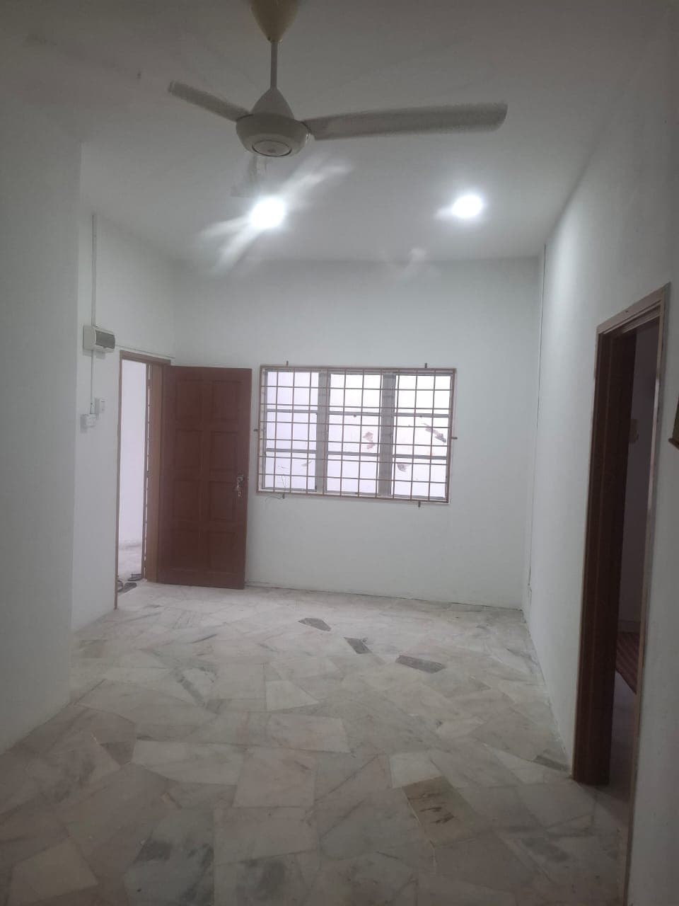 Terrace House For Sale At Pantai Sepang Putra Sungai Pelek Sepang Selangor - Image 2