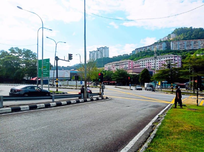 Residential Land With House For Sale At Kampung Cheras Baru Kuala Lumpur - Image 4