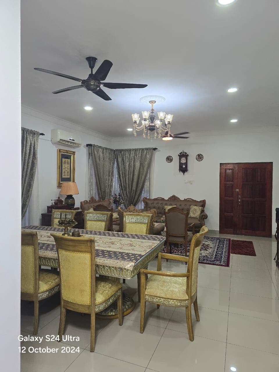 Semi-Detached House For Sale At Taman Semarang Intan Dengkil Selangor - Main View