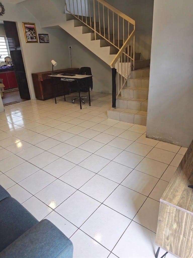 2.5 Storey End Lot Terrace House For Sale At Taman Putra Perdana Puchong Selangor - Image 1