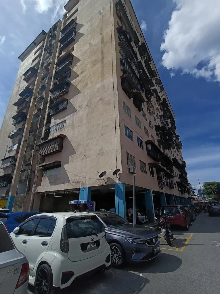 Apartment For Sale At Pangsapuri Pandan Utama Ampang Selangor - Image 1