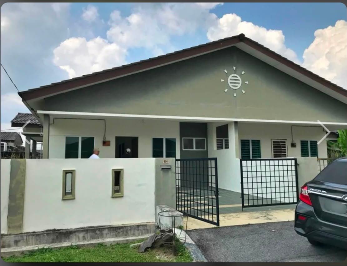 Single Storey Terrace House For Sale At Residen 2 Bandar Baru Setia Awan Perdana Sitiawan Perak - Image 1