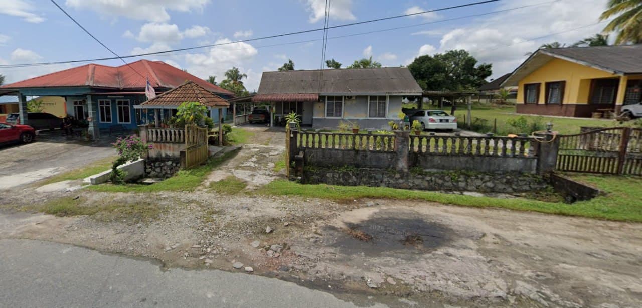 Single Storey Terrace House For Sale At Taman Sayong Pinang Bandar Tenggara Johor - Image 1