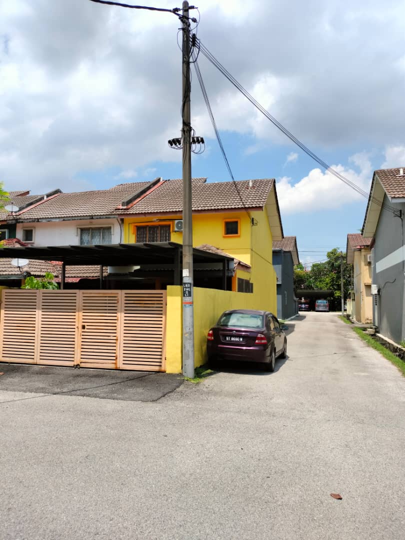 2-Storey Terrace End Lot For Sale At Taman Sri Andalas Klang Selangor - Image 3