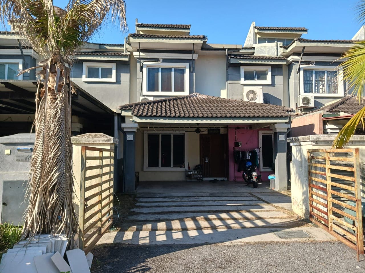 2-Storey Terrace House For Sale At Saujana Rawang Selangor - Image 1