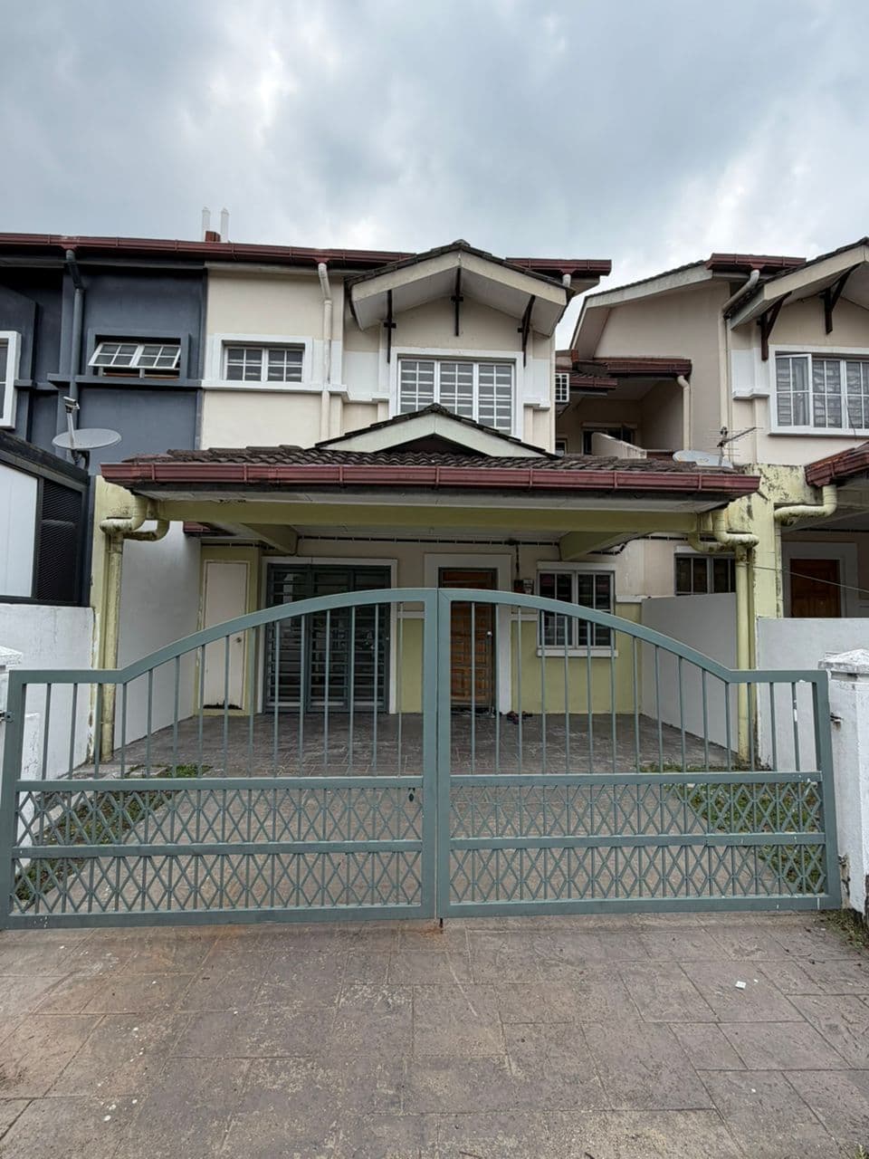 2-Storey Terrace House For Sale At Kota Puteri Ijok Rawang Selangor - Image 1