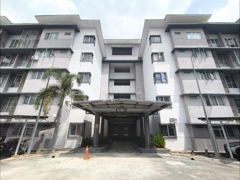 Apartment For Sale At Camelia Court Nilai Impian Negeri Sembilan - Image 1