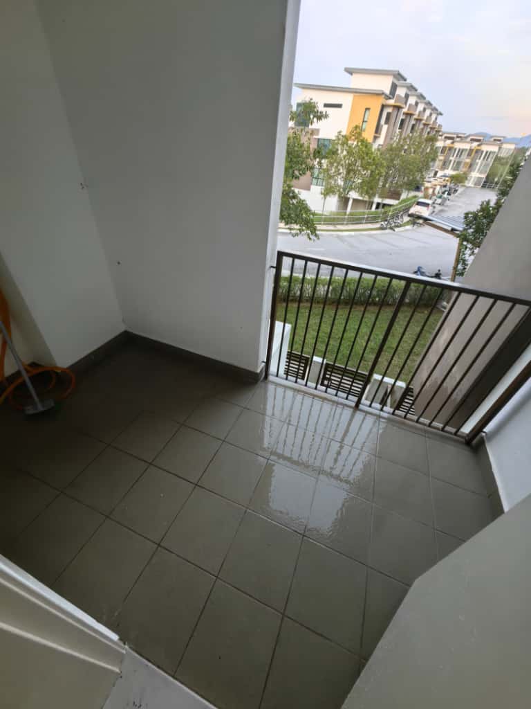 Corner Town Villa For Sale At Cempaka Seri 2 Kota Seriemas Nilai Negeri Sembilan - Image 1