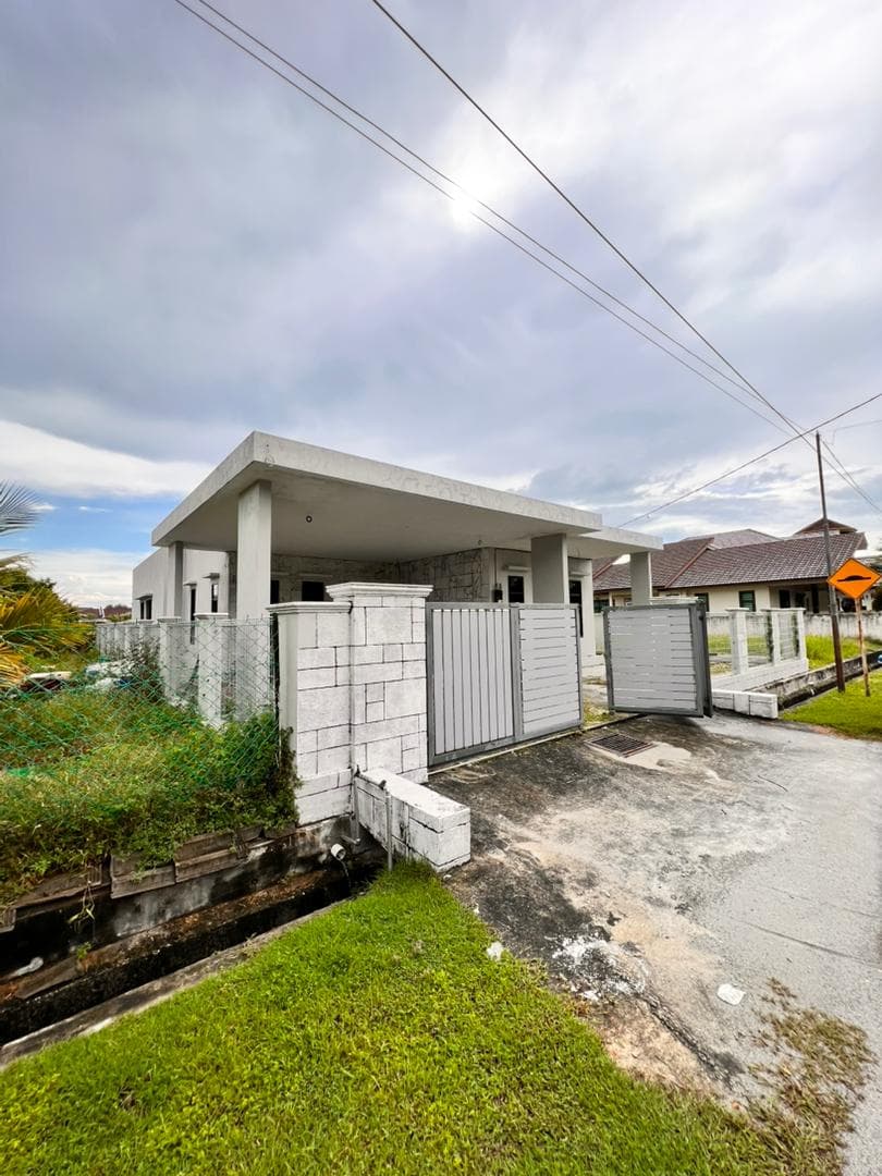 Partially Completed House For Sale At RPT Batu 8 Tambahan 1 Ulu Kinta Perak - Image 1