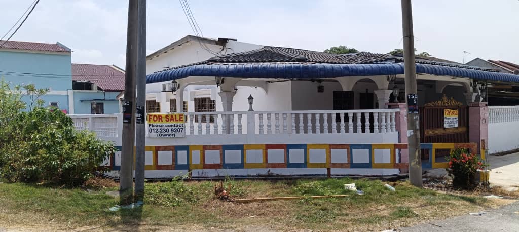 Landed House For Sale At Taman Sri Cahaya Bestari Jaya Selangor - Image 4